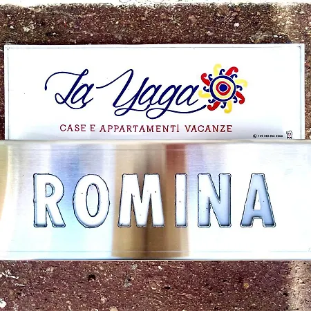 Romina アパート