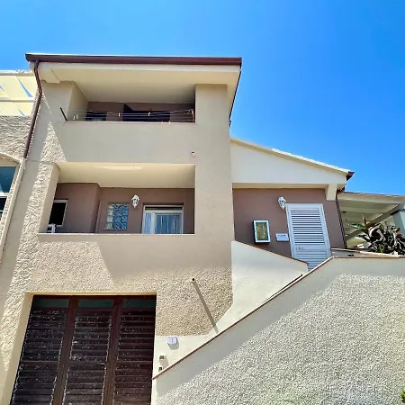 アパート Romina *