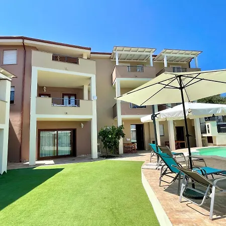 Romina Apartment