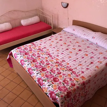 Apartment Romina *